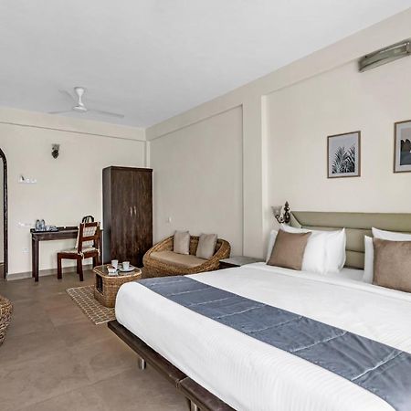 La Vaiencia Beach Resort, Морджим Экстерьер фото