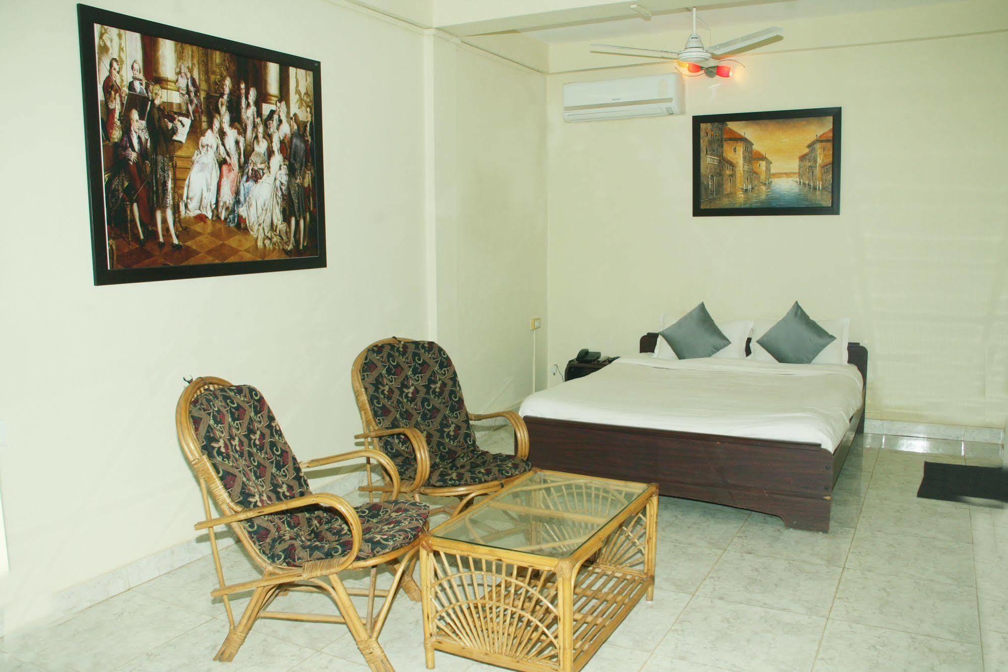La Vaiencia Beach Resort, Морджим Экстерьер фото