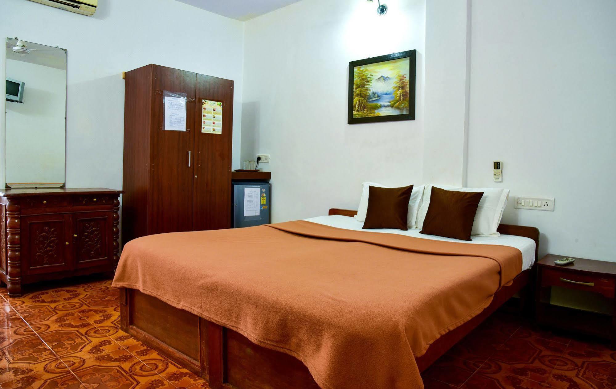 La Vaiencia Beach Resort, Морджим Экстерьер фото
